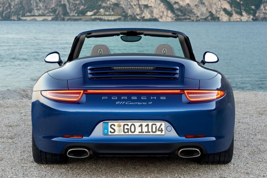  Porsche 911 Carrera 4 Cabriolet 2012 года  (фото 3 из 16)